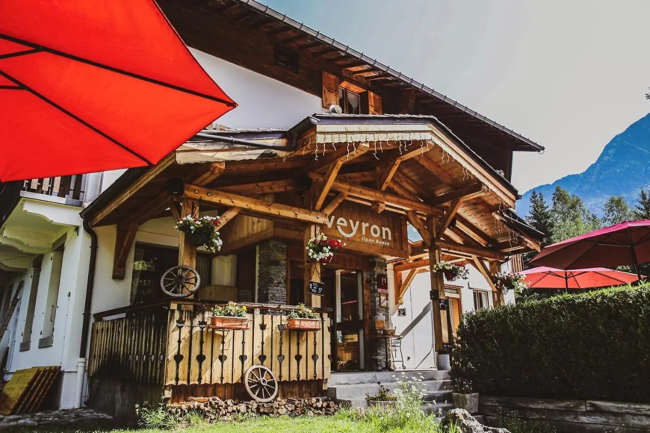 ***  L'Arveyron Open House Hotel Chamonix France