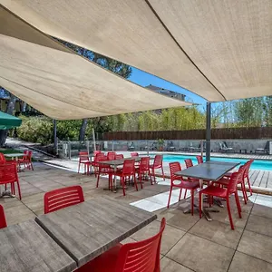 **** Hotel Mercure La Duranne Gare Tgv Francia